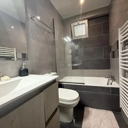 Anna's Seaside - In Front Of The Kos-stad