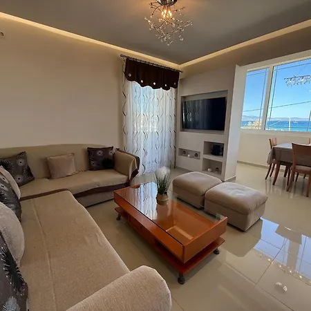 Anna's Seaside - In Front Of The Appartement