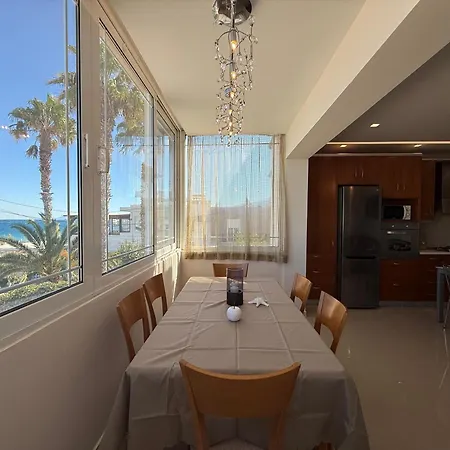 Appartement Anna's Seaside - In Front Of The Kos-stad