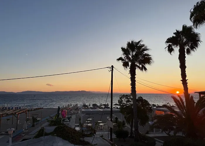 Anna's Seaside - In Front Of The Διαμέρισμα