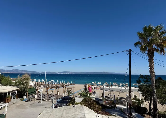 Anna's Seaside - In Front Of The